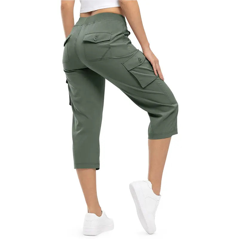 Women's Plus Size Cargo Capri Pants – Lightweight Loose Fit Summer Pants